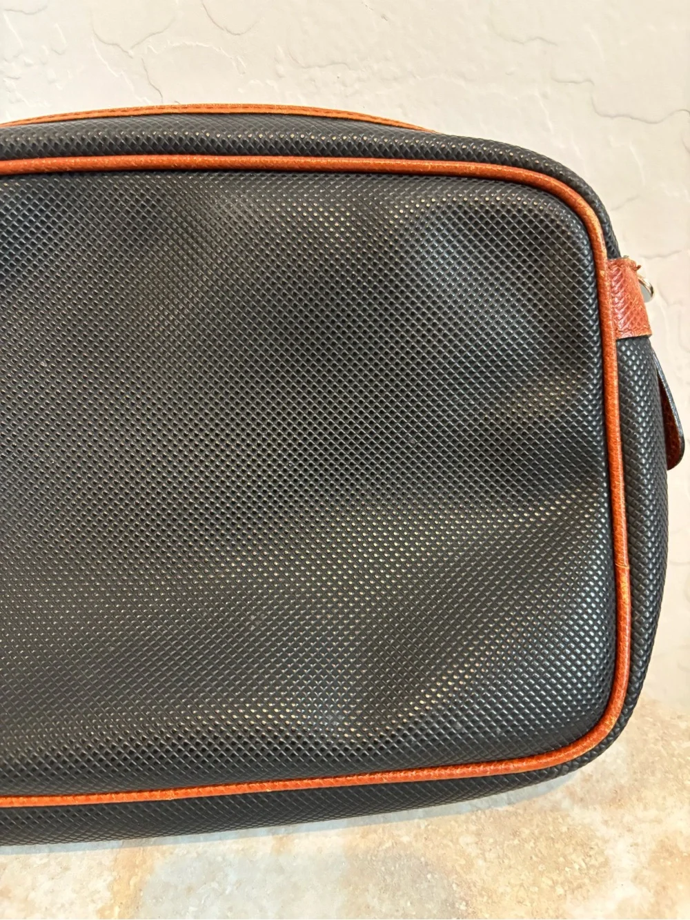 Vintage Bottega Veneta leather camera bag/pouch